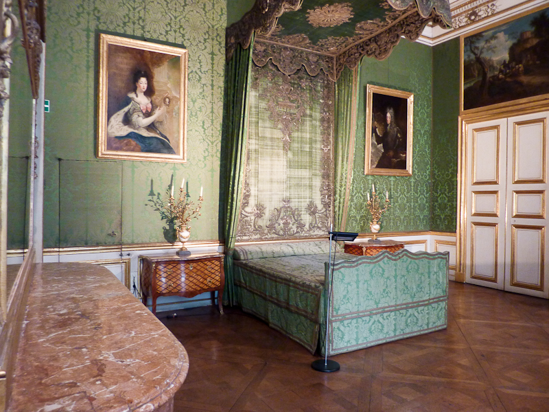 inside1