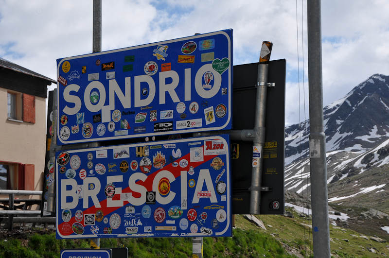 pass sign